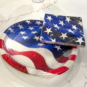 NWT Patriotic Party USA 🇺🇸 Flag Theme Bundle of Plates & Napkins